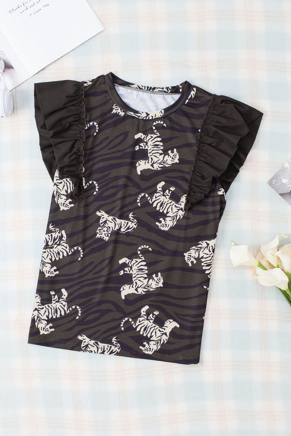 Schwarzes, stylisches Oberteil mit Rüschenärmeln und Animalprint