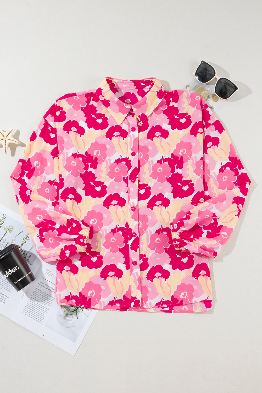 Rosafarbenes Hemd mit Puffärmeln und Blumenmuster