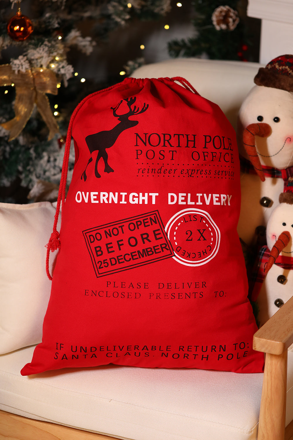 Feurig rote Weihnachts-Geschenktüte mit Kordelzug