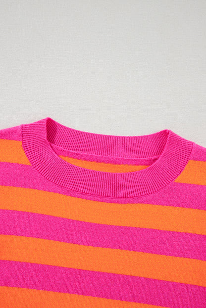 Pullover mit Rundhalsausschnitt und rosa Streifen