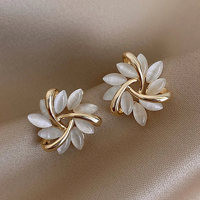 Exquisite Flower Zircon Stud Earrings – Geometric Leaves for Party & Gift