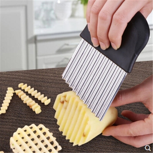 Pommes Frites schneiden Edelstahl Sägeblatt Wellenschliffschneider Obst- und Gemüsewerkzeuge Wellenmesser Küchengeräte Zubehör, Stil 3