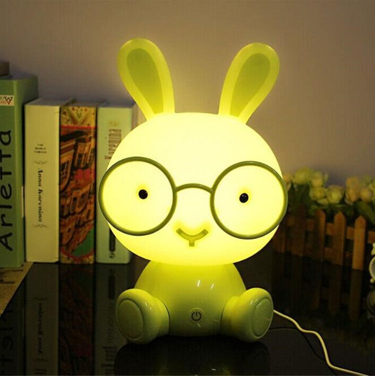 Modische, niedliche LED-Nachttischlampe mit Cartoon-Kaninchen, 3 Dimmmodi, Touch-Steuerung, US-Stecker