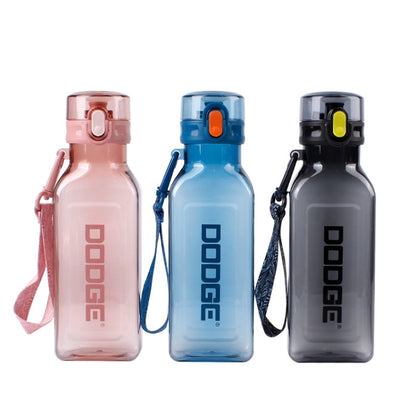 DOOGE Outdoor-Reise-Sport-Wasserbecher Student Tragbarer Plastikbecher, 700ml