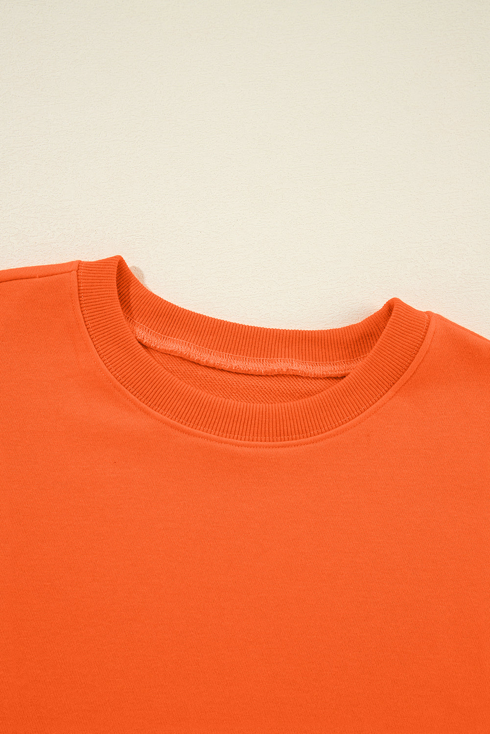 Orangefarbenes, einfarbiges, klassisches Sweatshirt mit Rundhalsausschnitt