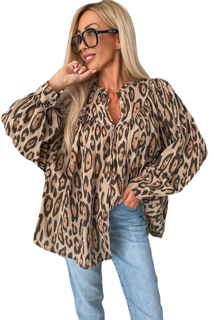 Helles französisches Beige, Oversize-Freizeithemd mit Ballonärmeln und Leopardenmuster