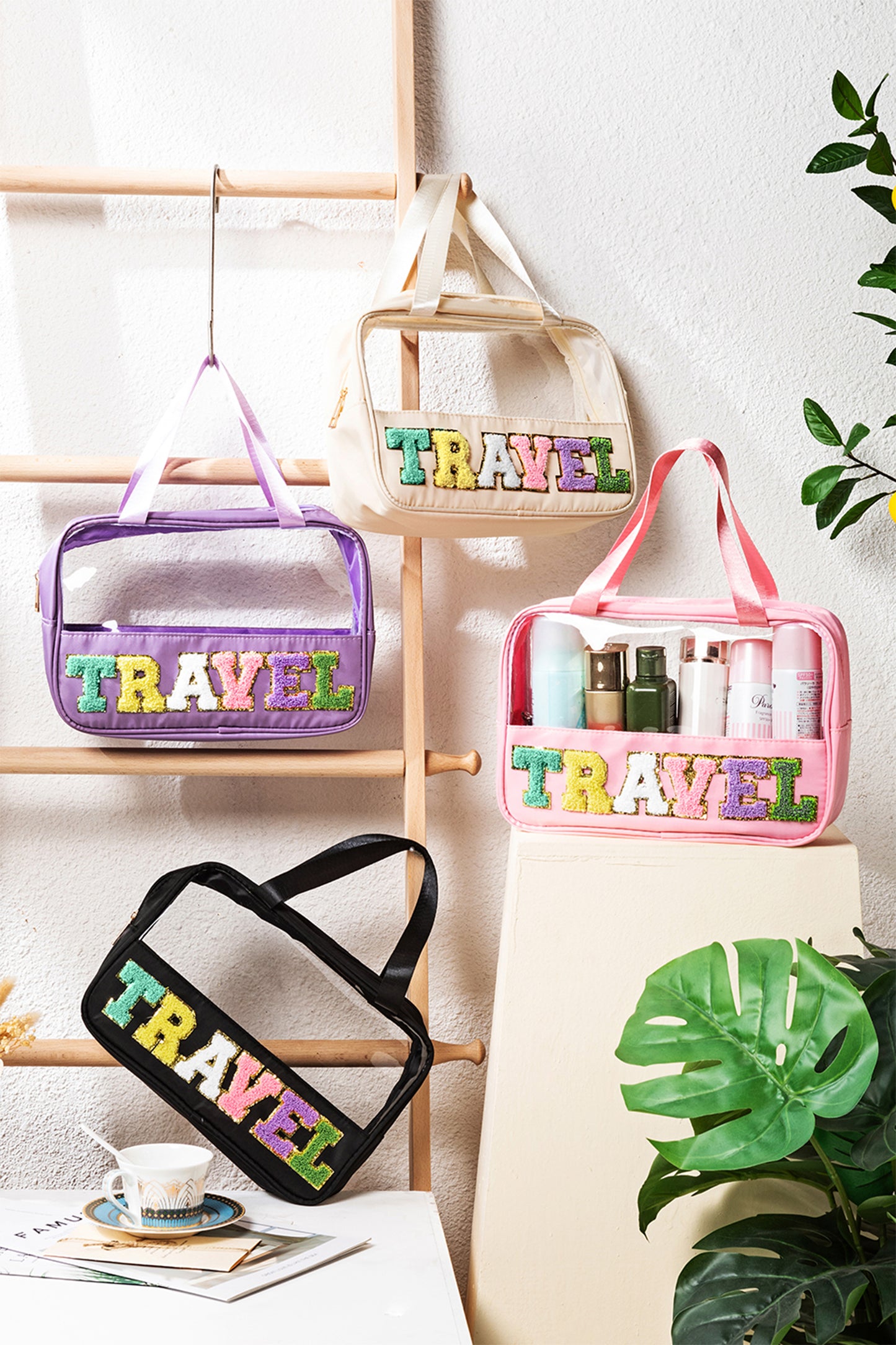 Lilafarbene Kosmetiktasche aus Chenille mit Buchstaben, transparent, PVC