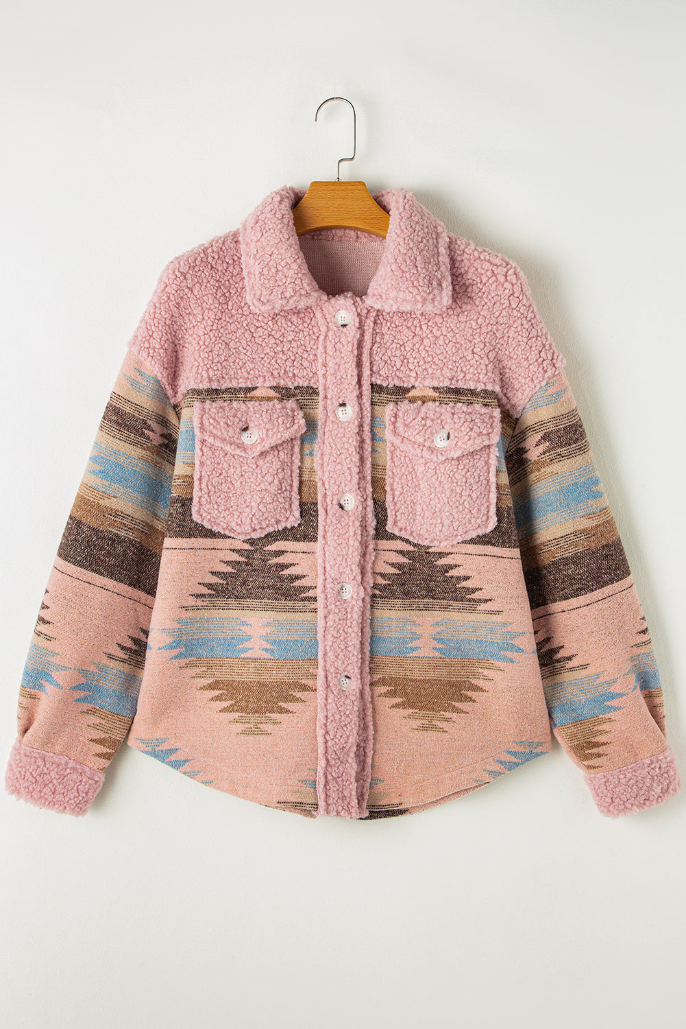 Rosa Sherpa-Mantel mit geknöpfter Pattentasche und Western-Aztekenmuster