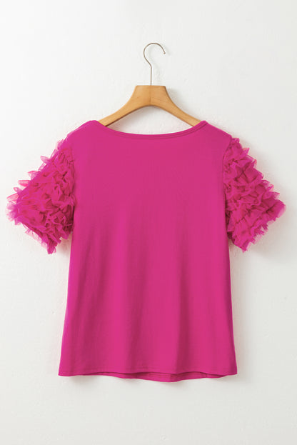 Kurzärmliges T-Shirt mit Rüschen und Netzstoff in Rosa