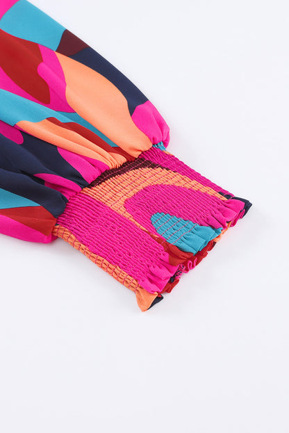 Feuerrotes Minikleid mit abstraktem Print und Gürtel und Puffärmeln
