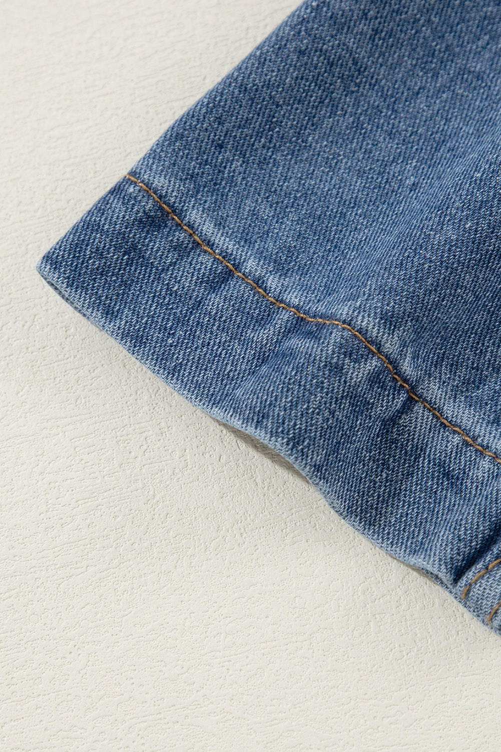 Segelblaue Jeansjacke mit Seitentaschen und Reverskragen