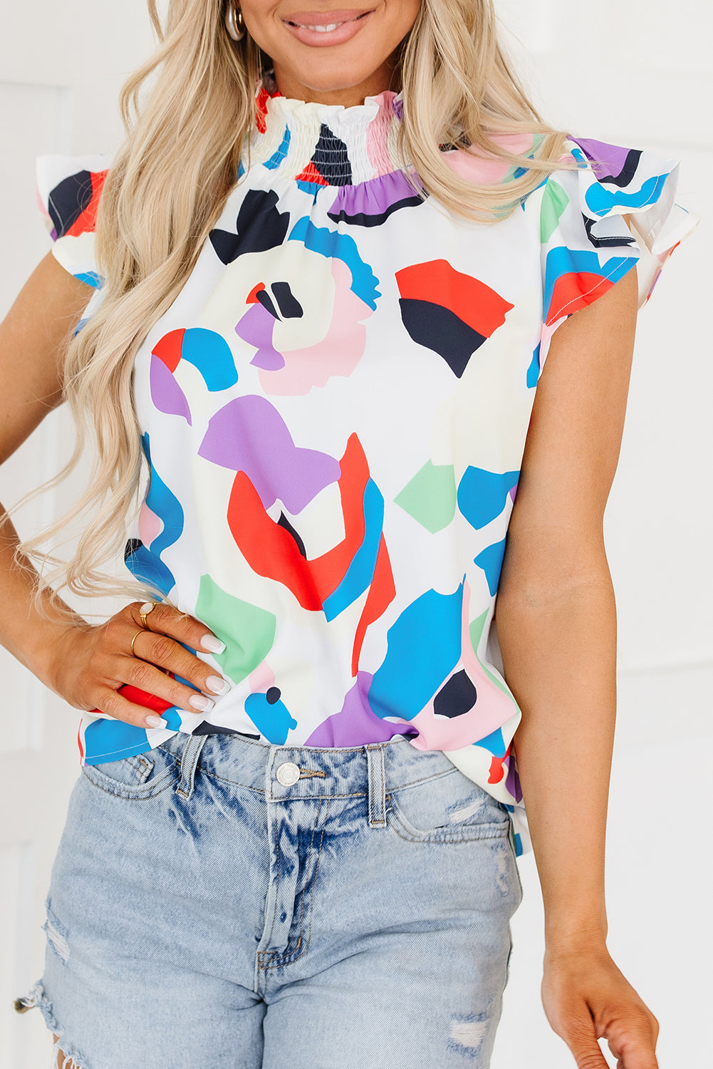 Mehrfarbige Bluse mit abstraktem Print und Rüschenärmeln