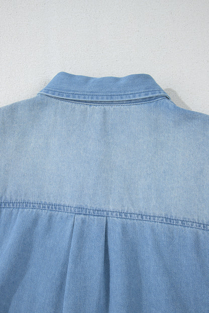 Beau Blue Risen Hemdblusenkleid aus mittelverwaschenem Denim