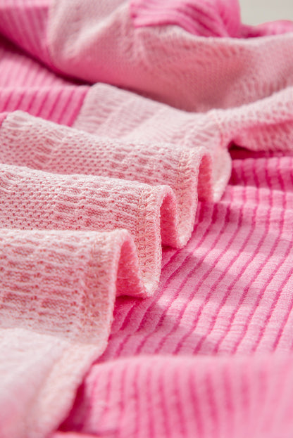 Bonbon – Sweatshirt mit Zopfmuster und sichtbaren Nähten in Colorblock-Optik
