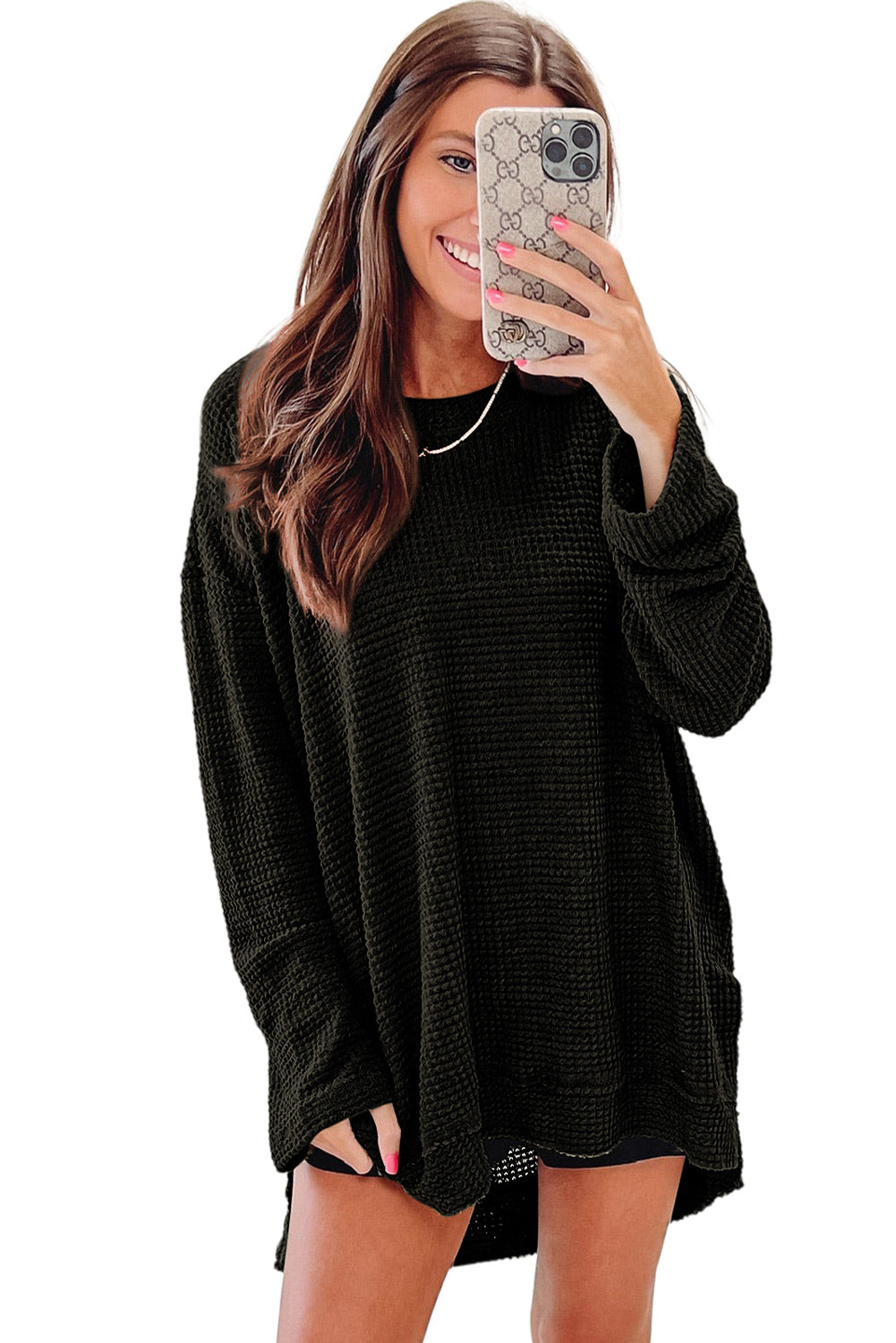 Schwarzes Oversize-Oberteil mit hohen Schlitzen und Waffelstrick