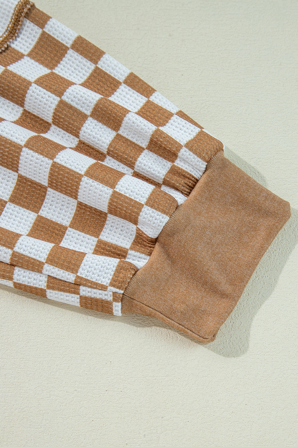 Khakifarbenes, gestreiftes, kariertes, gemischtes Druckmuster, Brusttasche, lässiges Oberteil in Übergröße