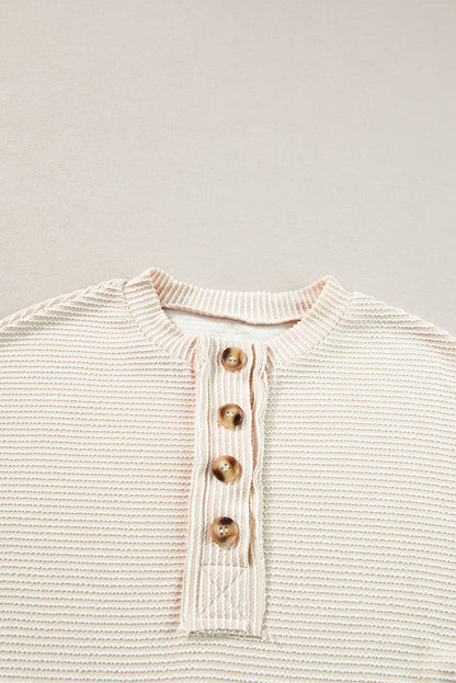 Aprikosenfarbenes Henley-Sweatshirt mit Kordelstruktur, Laternenärmeln und Knöpfen