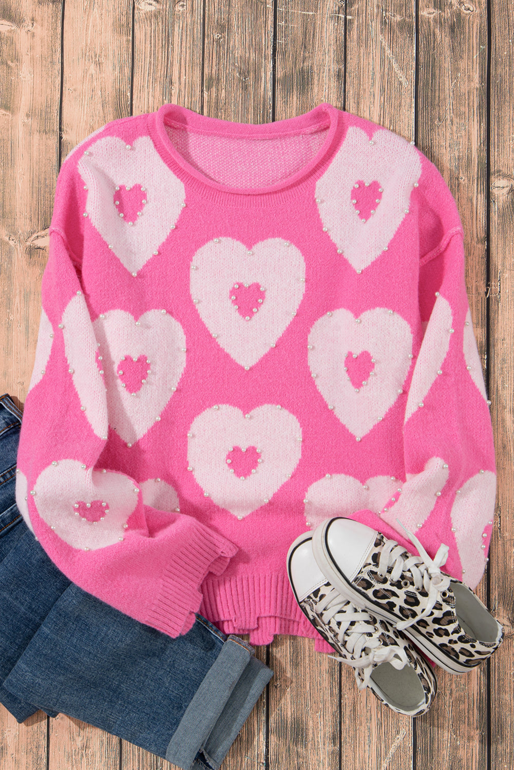 Bonbon Pullover mit Perlen und Herz-Ausschnitt und überschnittener Schulter
