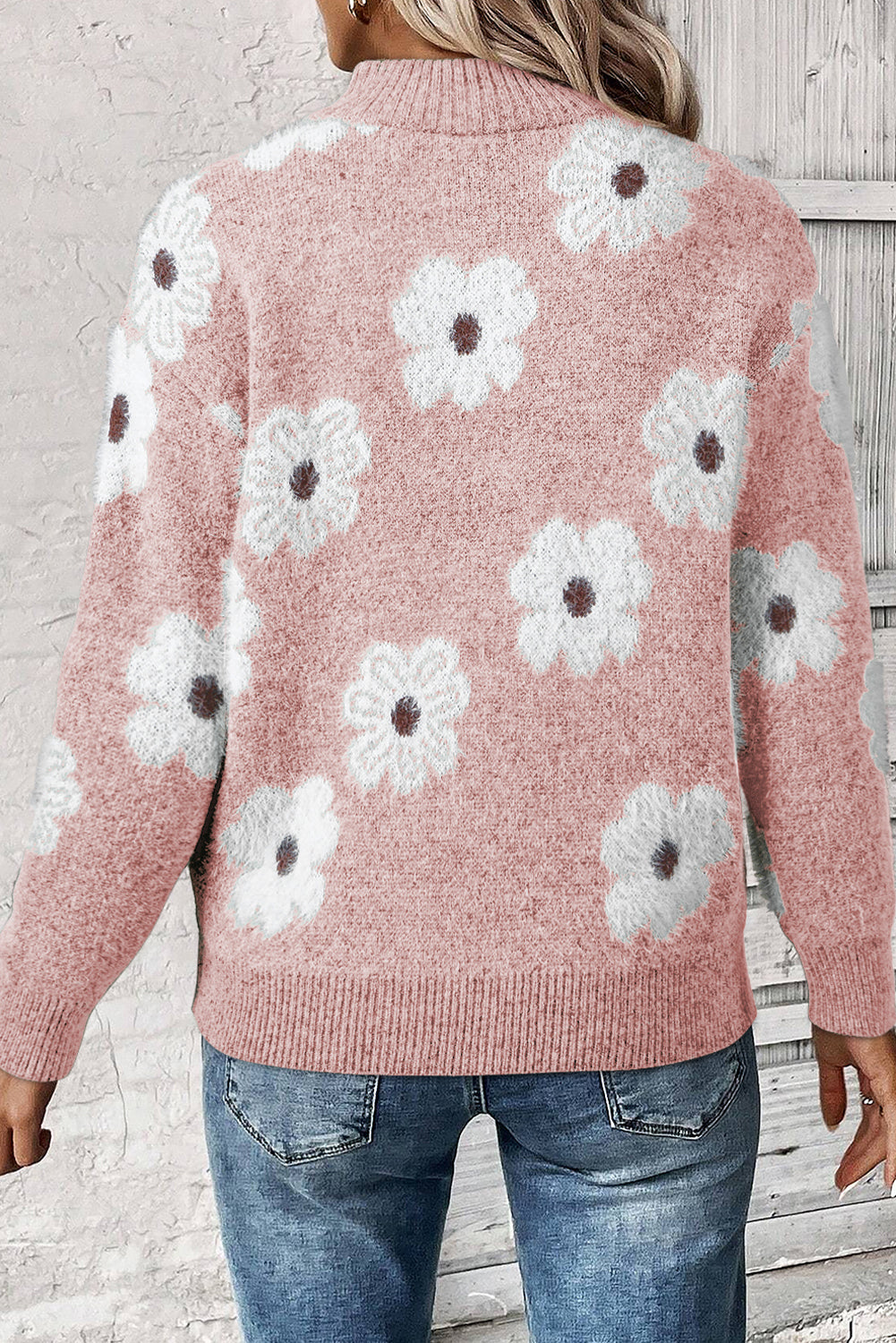 Rosa Pullover mit Blumenmuster und halblangem Reißverschluss sowie überschnittenen Schultern