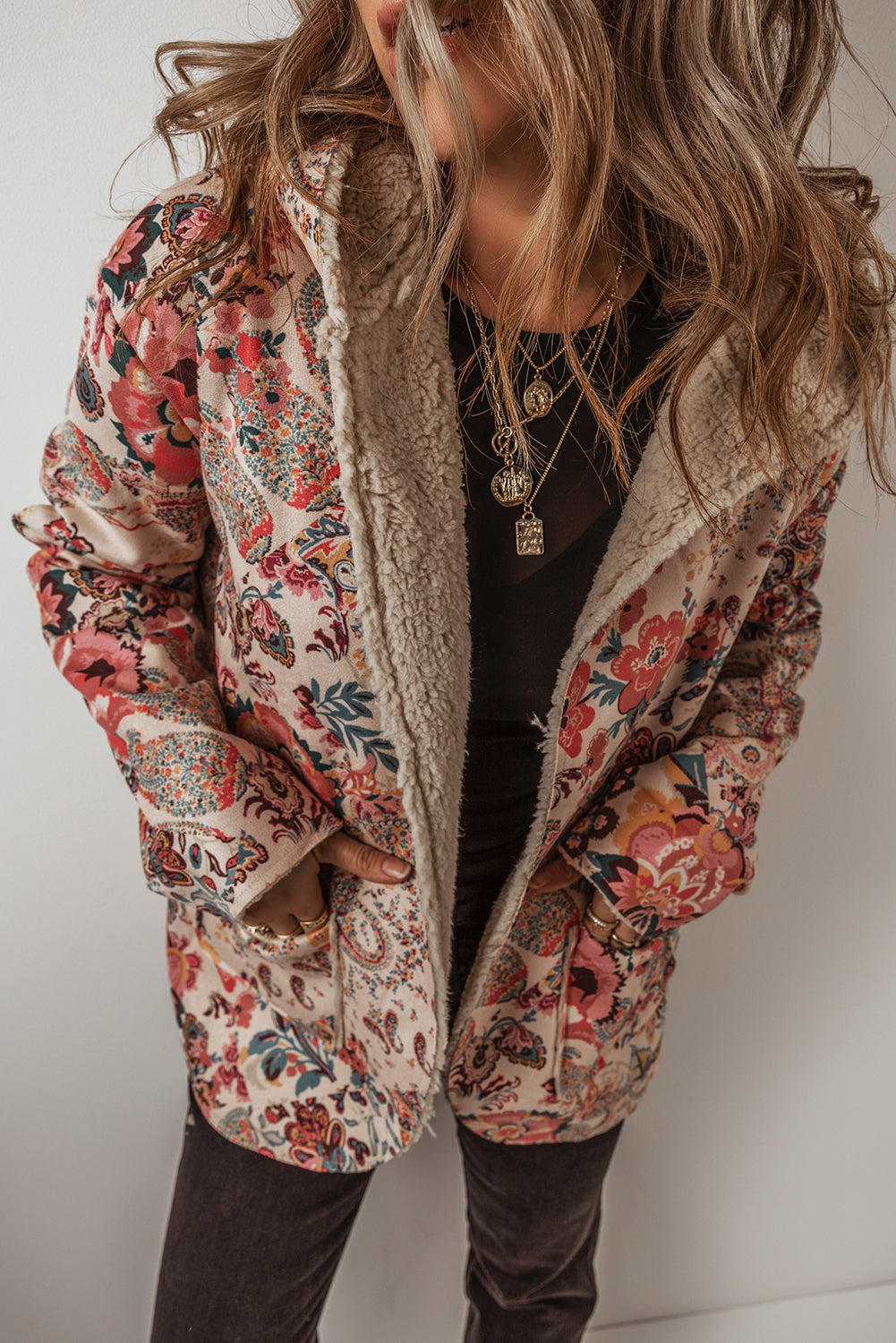 Beige Vintage Paisley Blumendruck Sherpa-gefütterte Kapuzenjacke