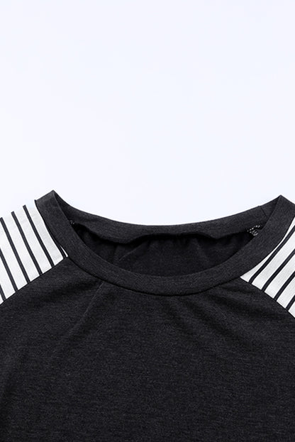 Schwarzes gestreiftes Langarm-Minikleid mit Leopardenmuster