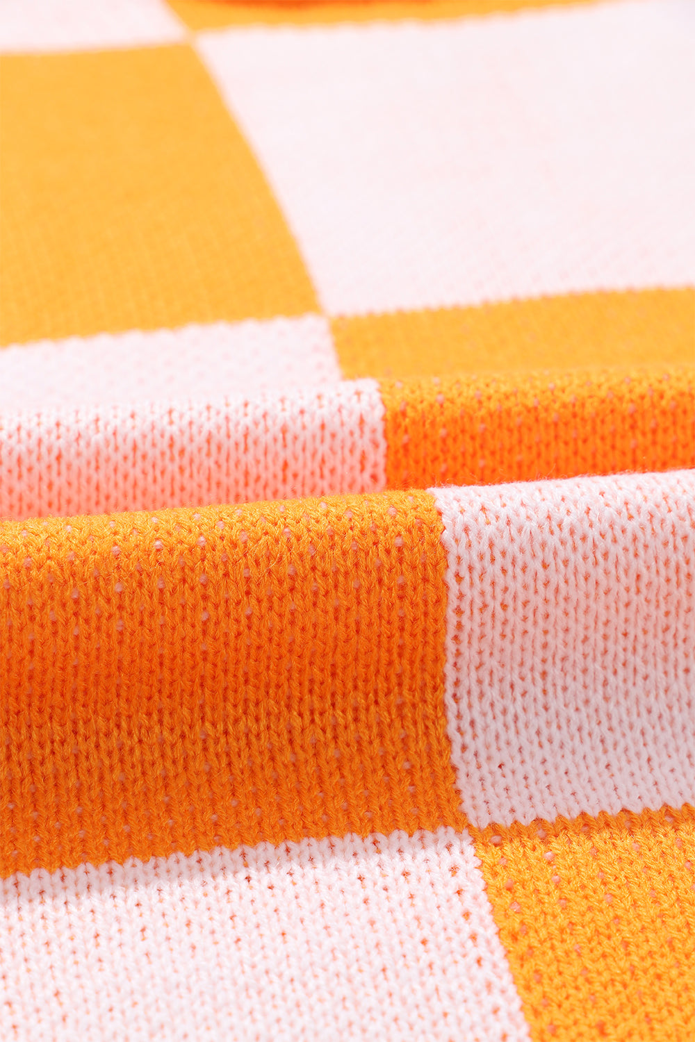 Orange karierter Pullover mit Bischofsärmeln