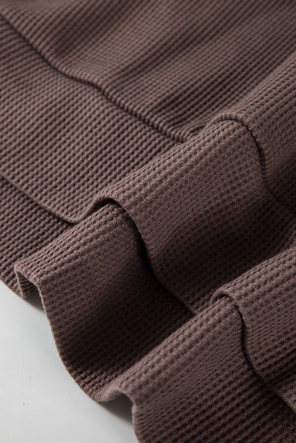Kaffeefarbener, übergroßer Kapuzenpullover mit Waffelstrick und Fleecefutter
