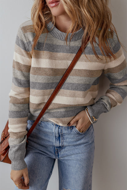 Grau gestreifter Pullover mit Farbblock und geripptem Rand und Rundhalsausschnitt