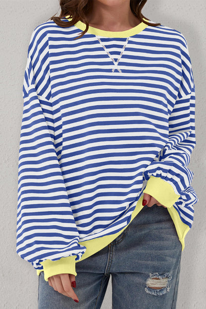 Übergroßes Pullover-Sweatshirt mit Kontrastbesatz und blauen Streifen
