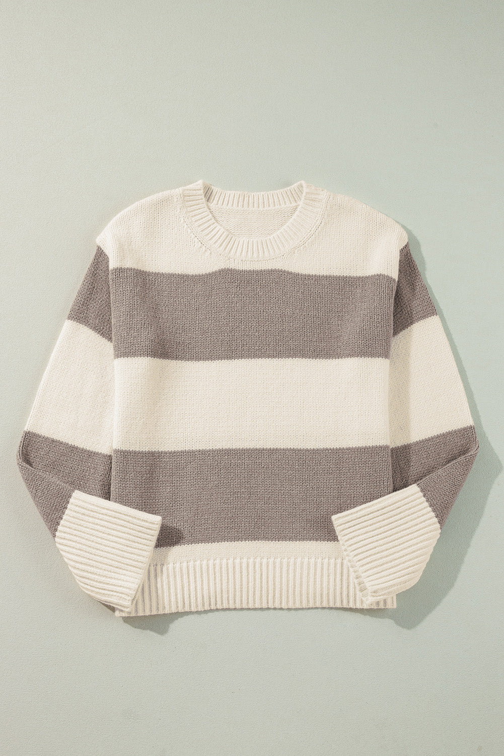 Simply Taupe – Lockerer Pullover mit Farbblockdesign
