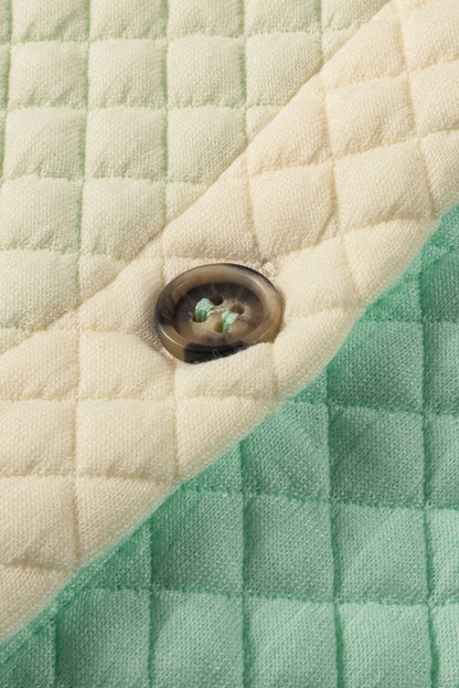 Grüne Steppjacke mit Patchwork-Patchwork-Klappentasche und Farbblock