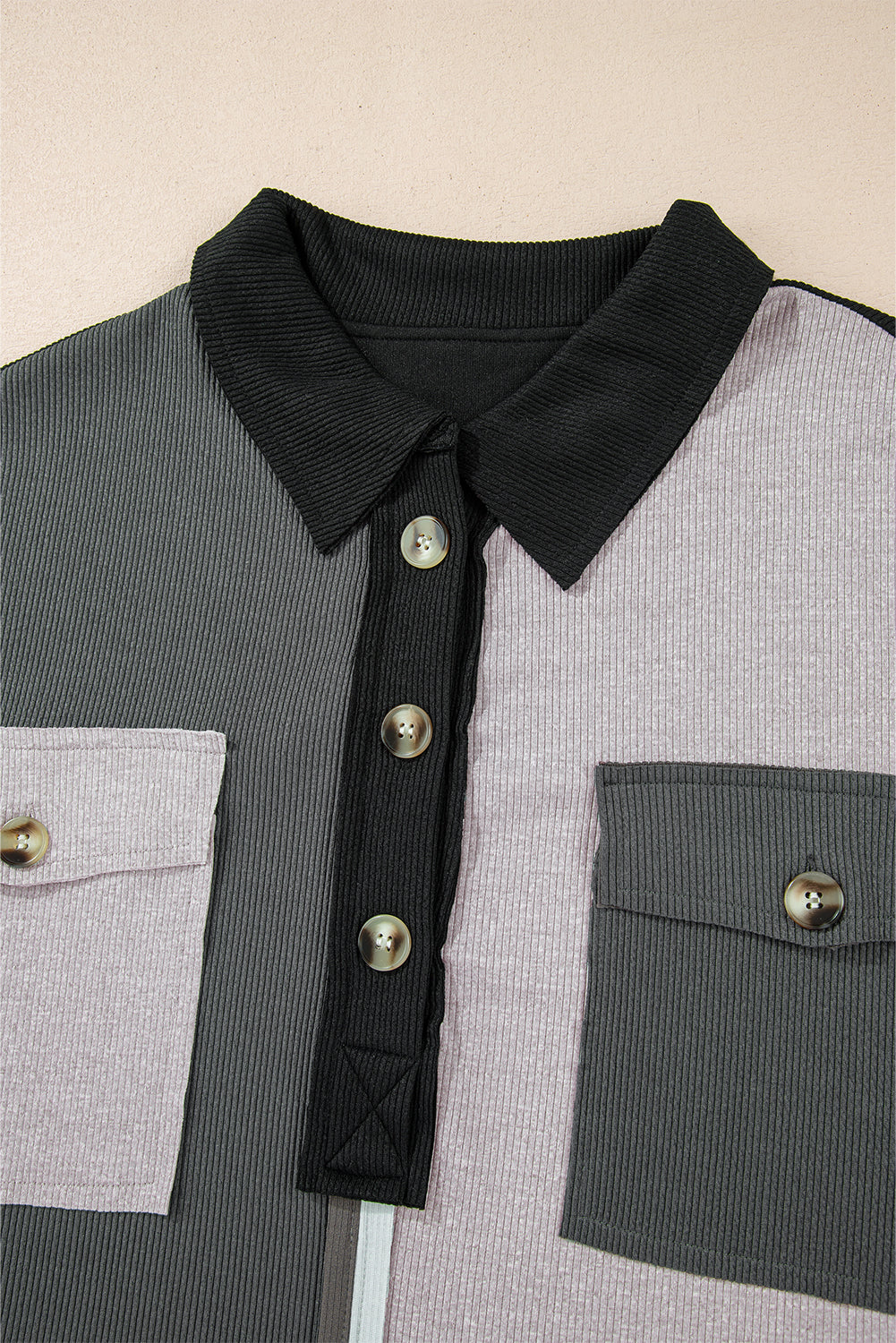 Graues Oversize-Sweatshirt mit geripptem Kragen und Farbblockdesign