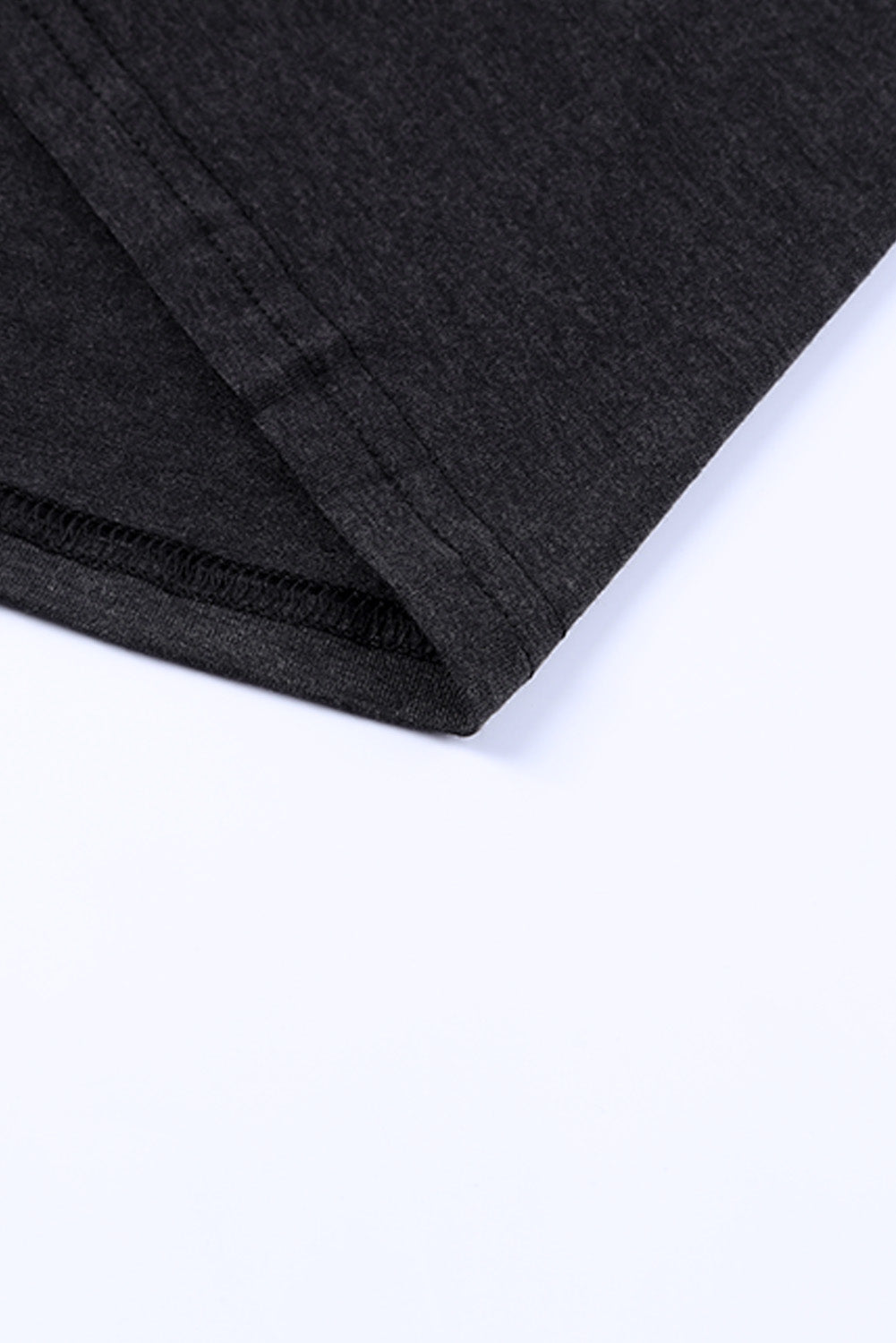 Schwarzes gestreiftes Langarm-Minikleid mit Leopardenmuster