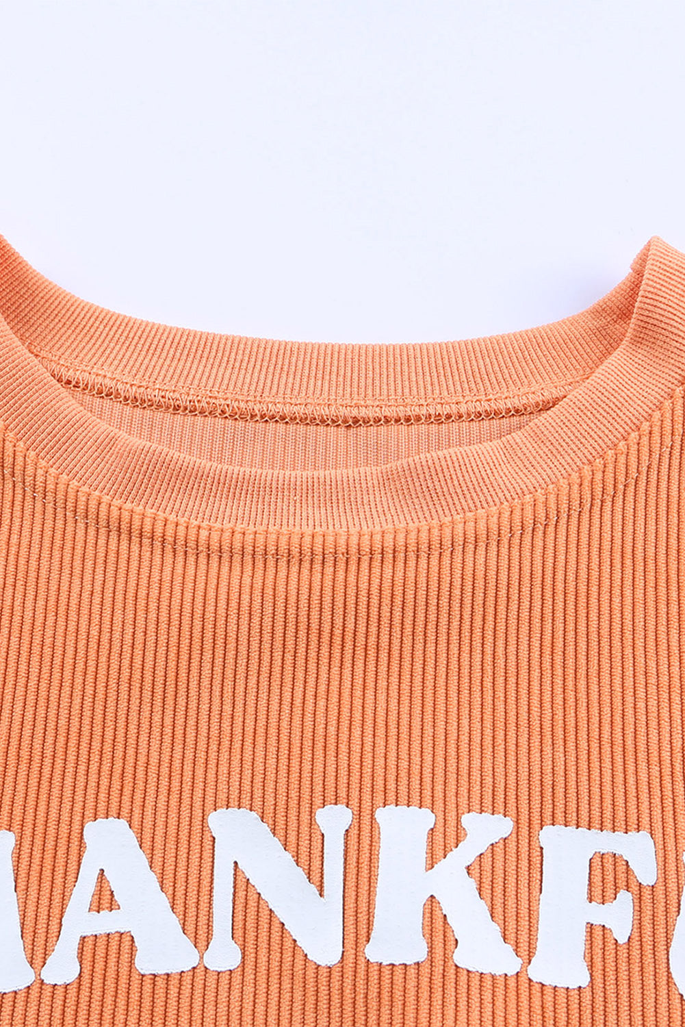 Oranges Sweatshirt mit THANKFUL-Buchstabengrafik