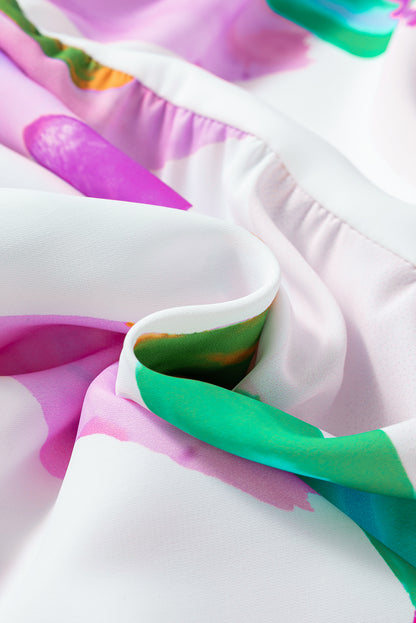 Lilafarbenes Midikleid mit abstraktem Print und Puffärmeln und gesmoktem Rücken