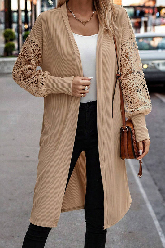 Pergament-Spitzen-Patchwork-Strickjacke mit Rippenmuster und offener Vorderseite