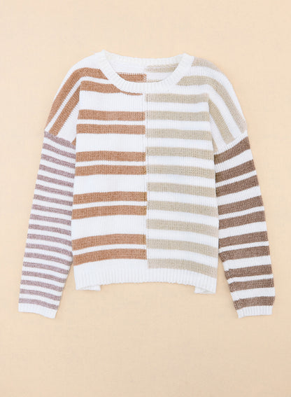 Lässiger Pullover mit Streifen und überschnittener Schulter