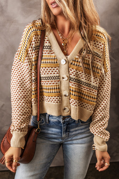 Khakifarbene, kurze Strickjacke mit V-Ausschnitt und Knöpfen
