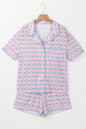 Lilafarbenes Pyjama-Set mit kurzärmligem Karomuster