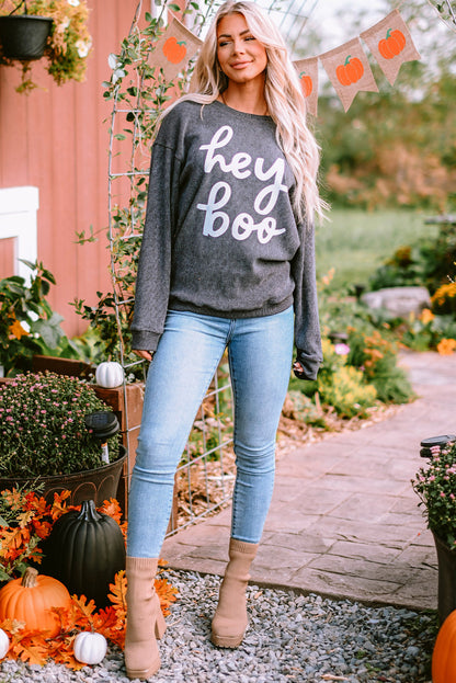 Graues Halloween-Sweatshirt mit „Hey Boo“-Grafik und Kordel