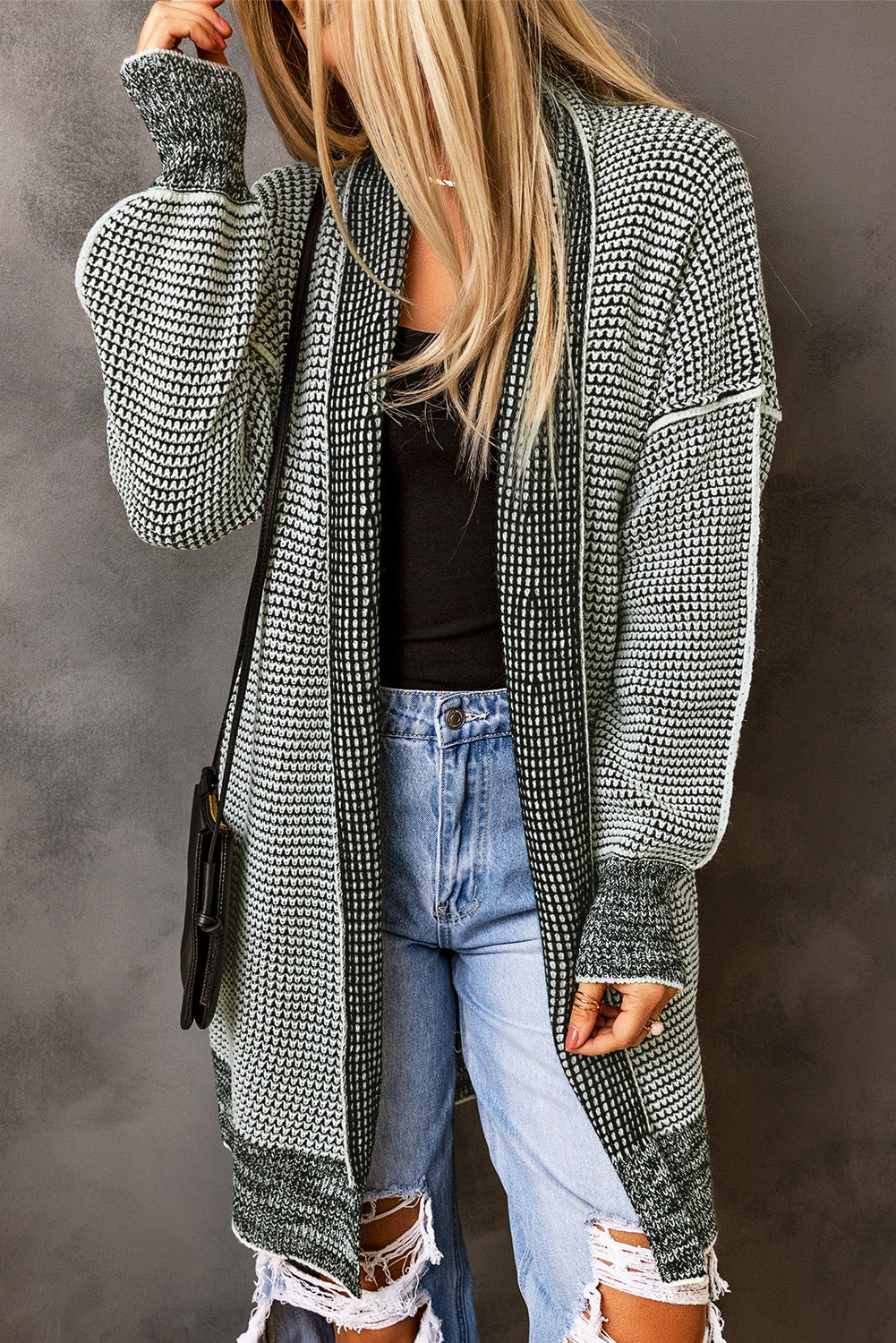 Grau karierte, lange Strickjacke mit offener Vorderseite