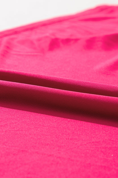 Rotes Babydoll-Kleid aus Samt mit Bindeband und quadratischem Ausschnitt