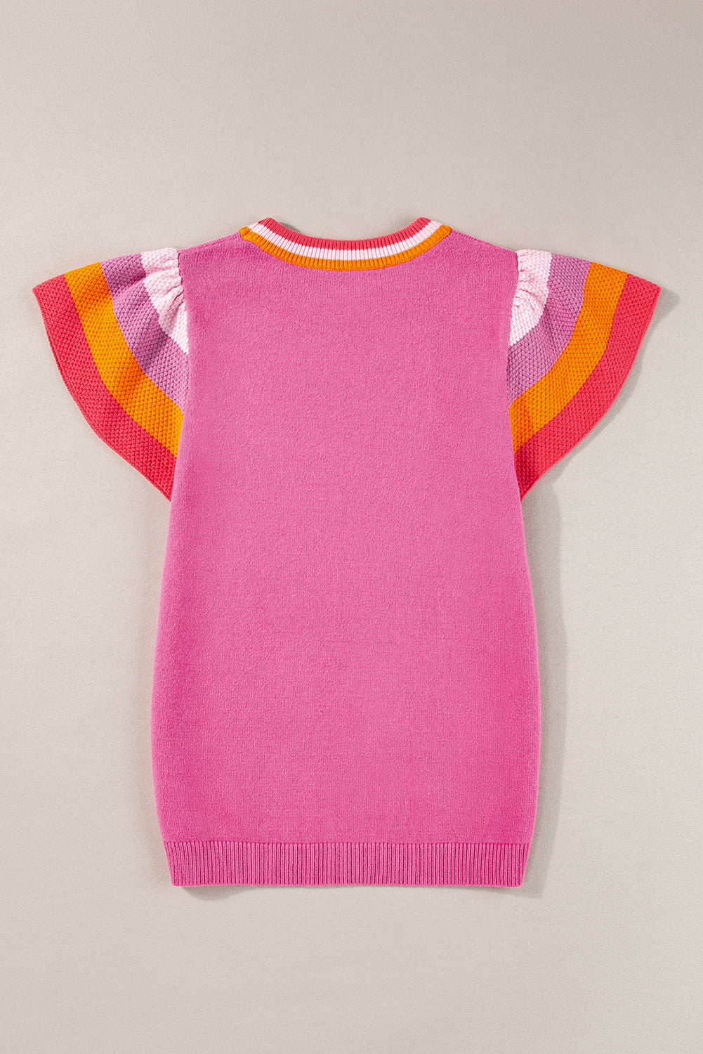 Hellrosa Strickpullover-T-Shirt mit kontrastierenden Flatterärmeln