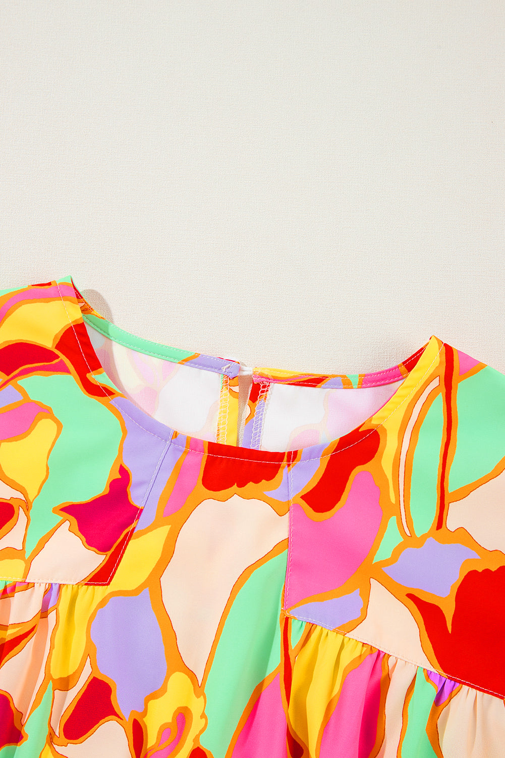 Gelbe Bluse mit Puffärmeln und abstraktem Print