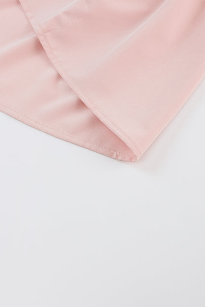 Rosa Rüschenkleid mit Stehkragen und langen Ärmeln