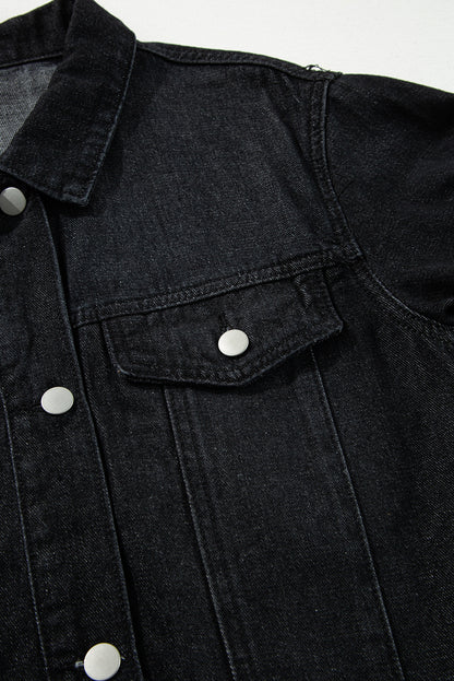 Schwarze, gerüschte, kurzärmlige Jeansjacke mit ungesäumten Kanten