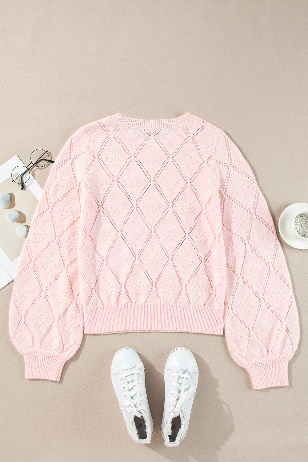 Kurzer Pullover mit durchbrochenem Karomuster und Puffärmeln in zartem Rosa
