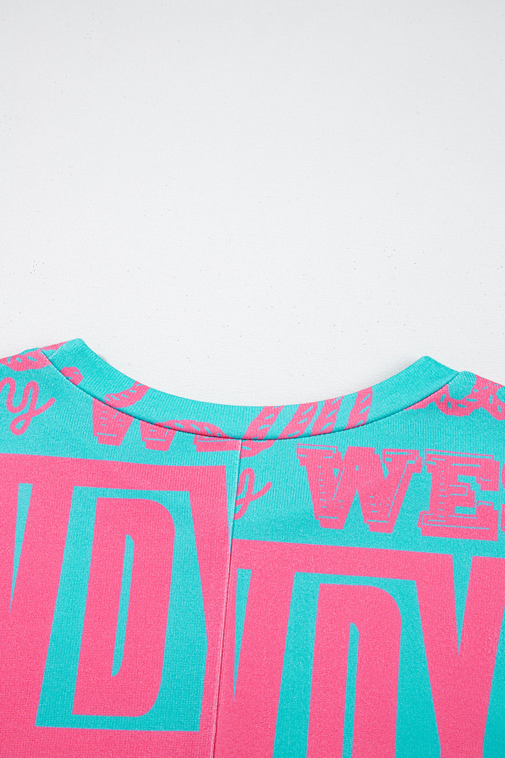 Grünes Howdy Cowboy-T-Shirt mit Buchstaben-Print im Western-Stil