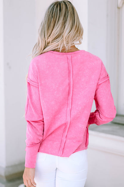 Pullover-Sweatshirt in Herzform mit Rosenpailletten und sichtbaren Nähten