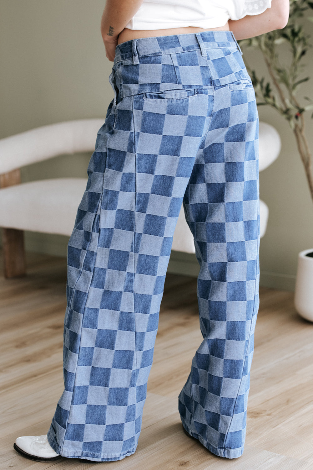 Abendblaue Jeans mit weitem Bein und Karomuster